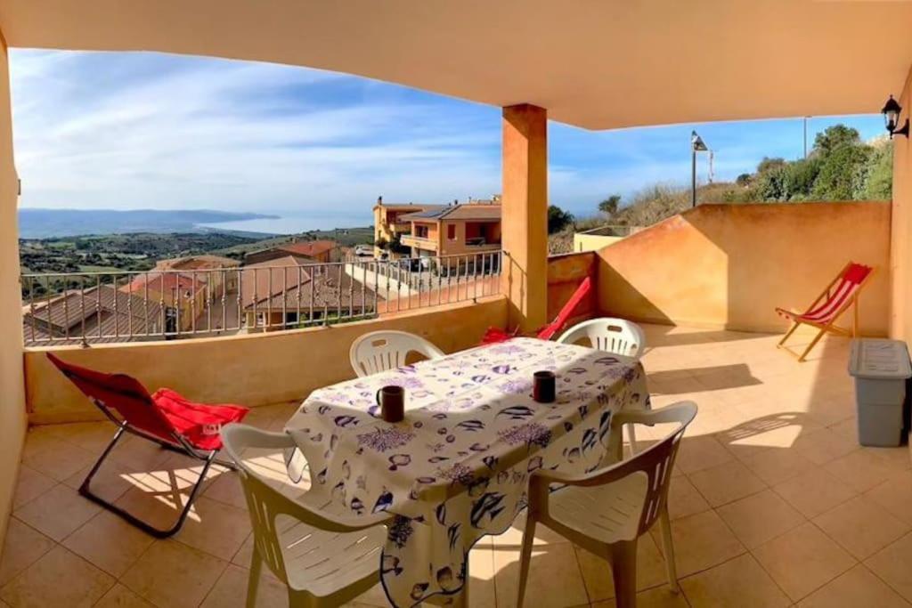 Casa Smeralda - Piscina E Vista Sul Mare! Trinità dʼAgultu Екстериор снимка
